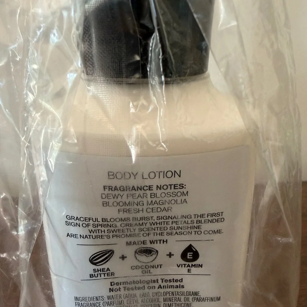 Bath & Body Works Magnolia Charm Body Lotion 8oz Shea Butter Vitamin E New